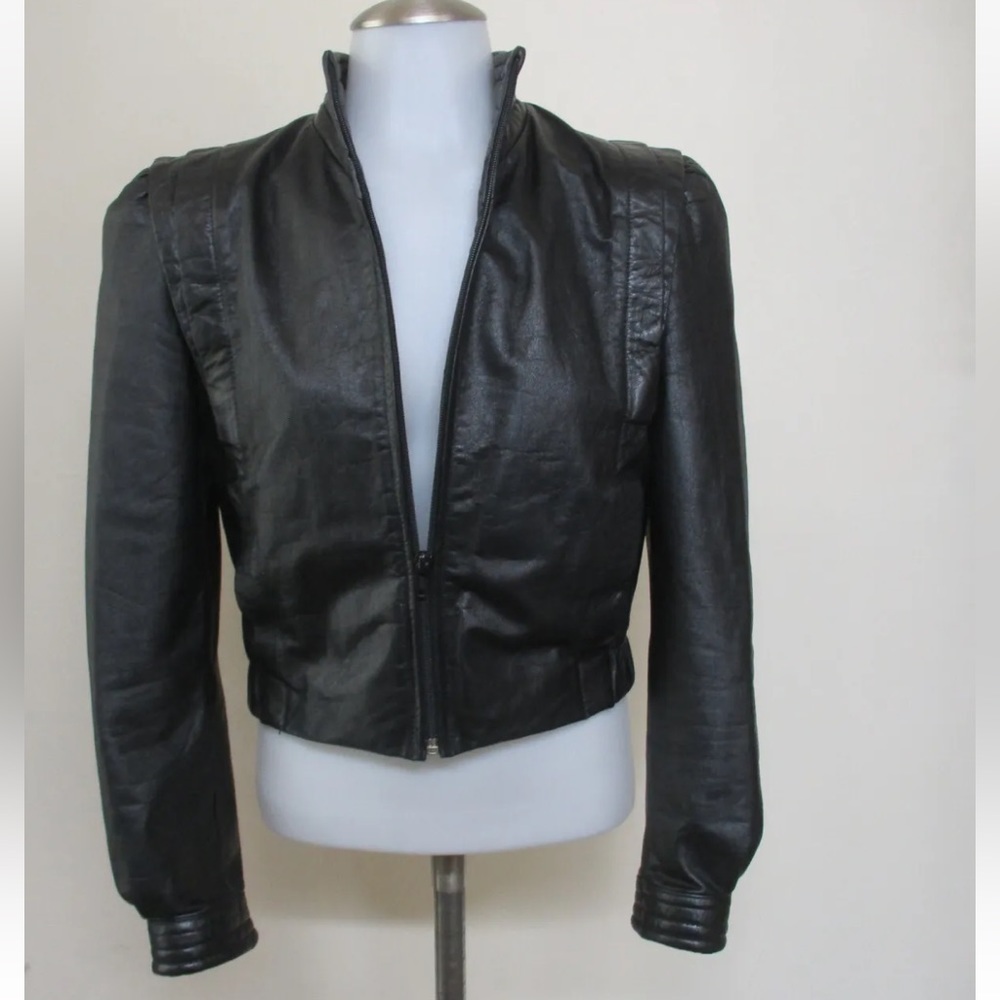 Elegant Black Leather Women's Jacket
